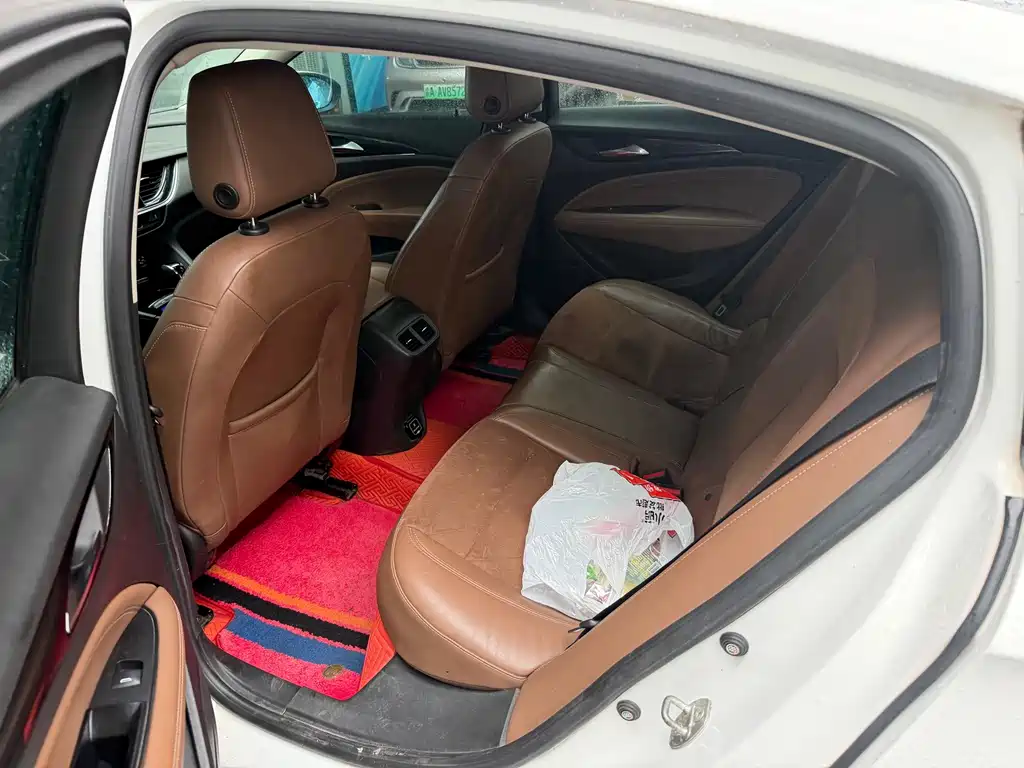 Buick Regal — миниатюра 3