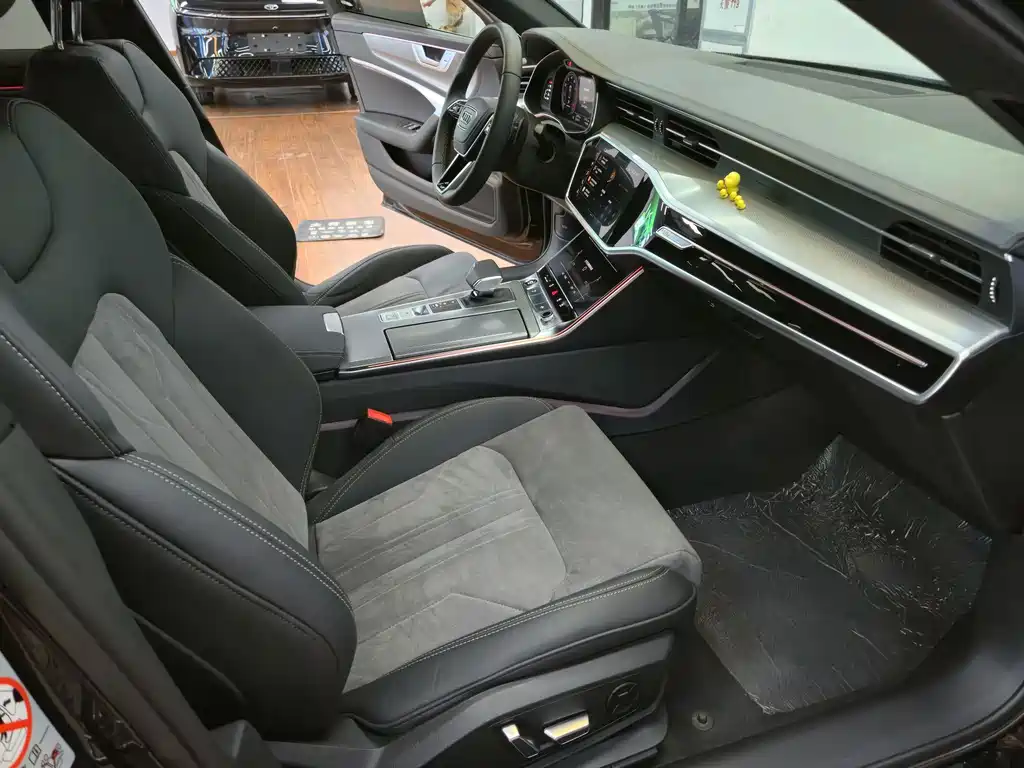 Audi A6L — миниатюра 15