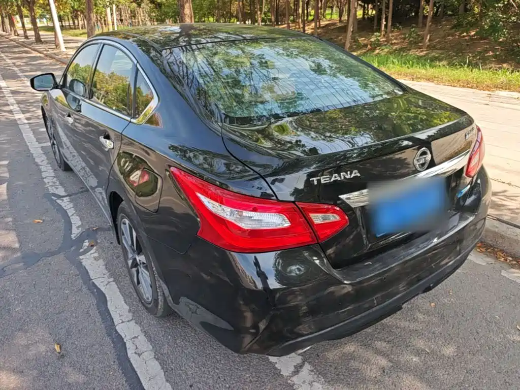 Nissan Teana — миниатюра 5