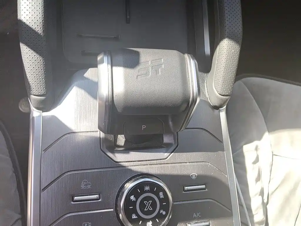 Jetour Traveller — миниатюра 7