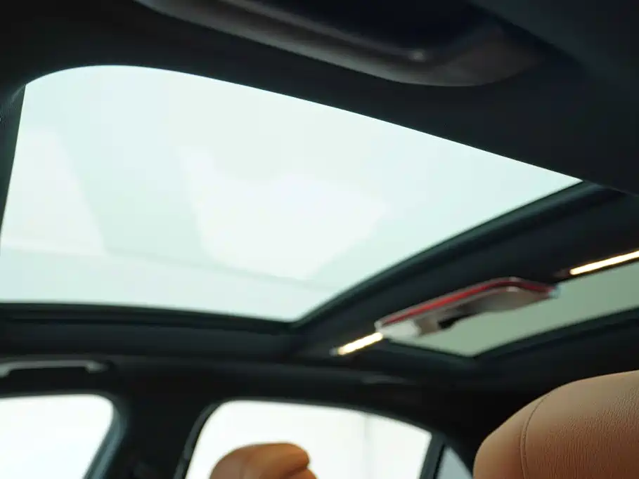 Mercedes-Benz S-Class — миниатюра 10