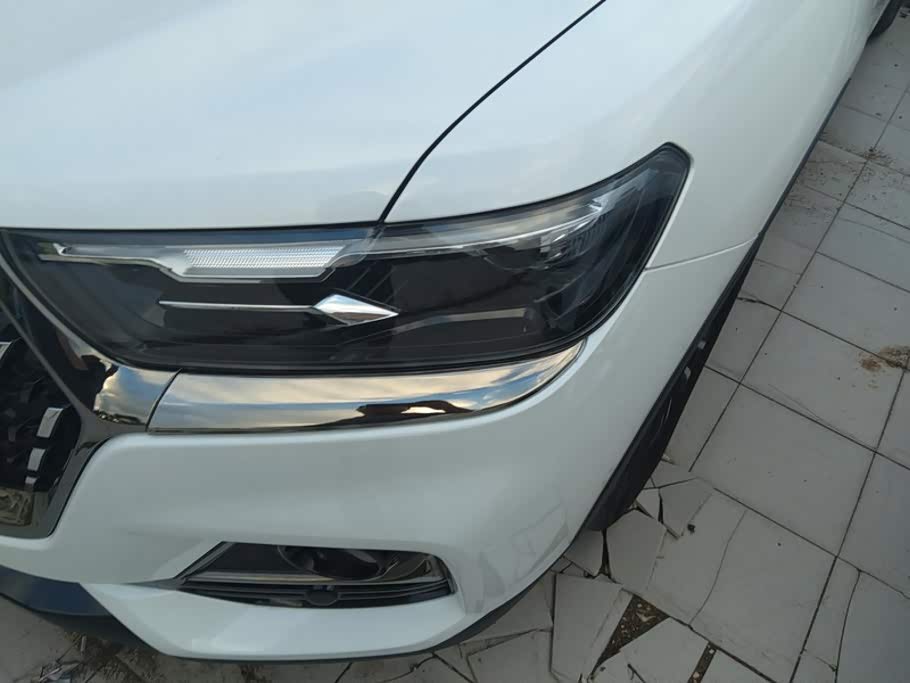 Haval Haval H6 1.5 л 2023 г. Белый, пробег 27300 км
