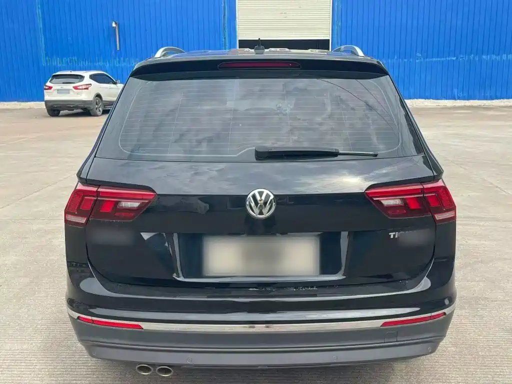 Volkswagen Tiguan L — миниатюра 7
