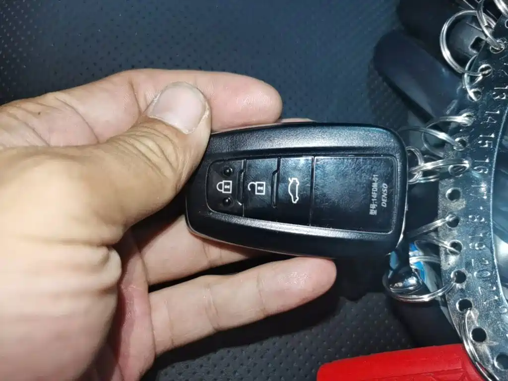 Toyota Avalon — миниатюра 9