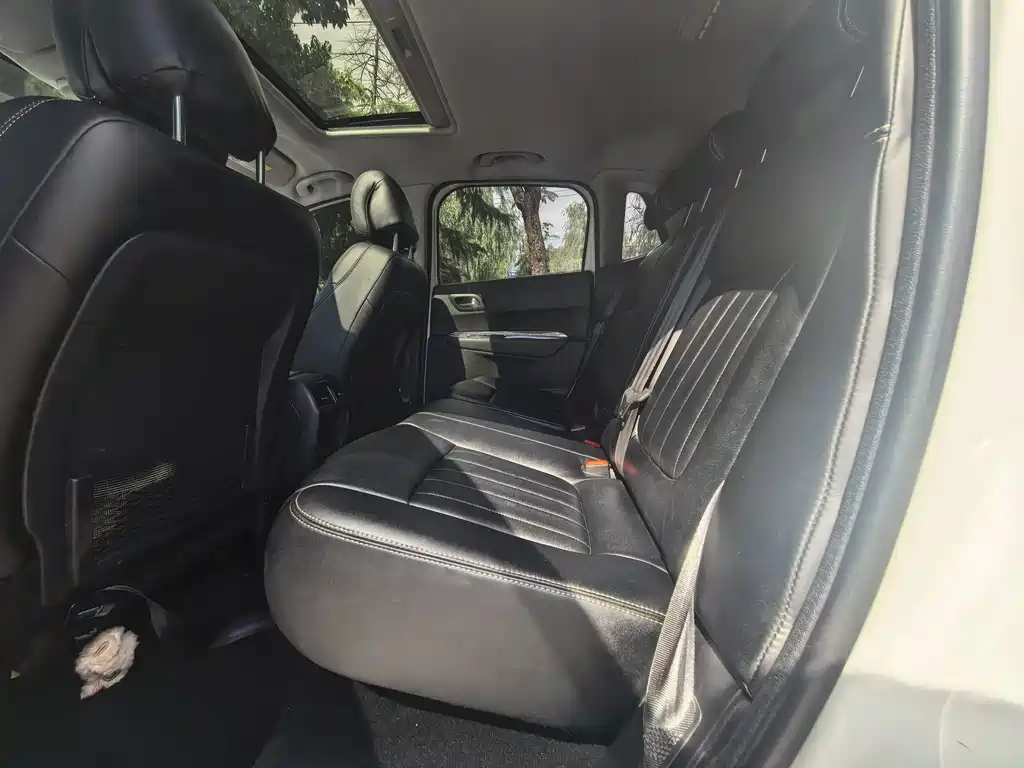 Peugeot 3008 — миниатюра 6