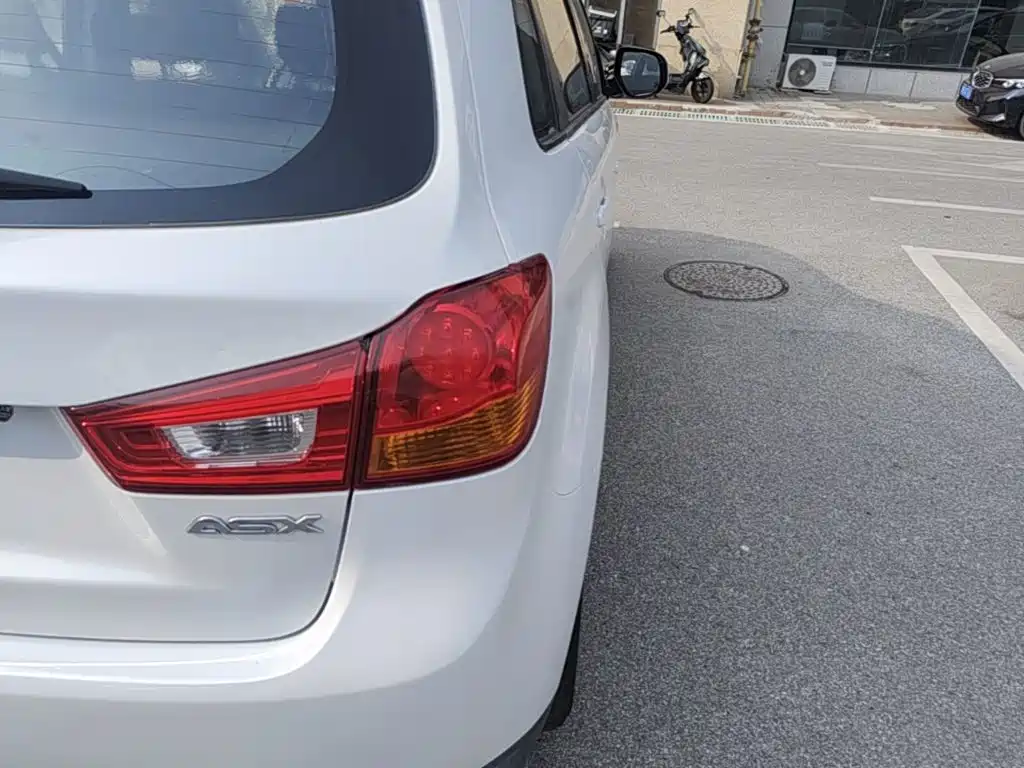 Mitsubishi ASX — миниатюра 8
