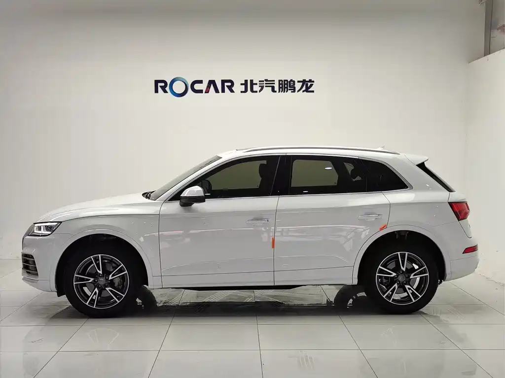 Audi Q5L 2018 40 TFSI Fashion V