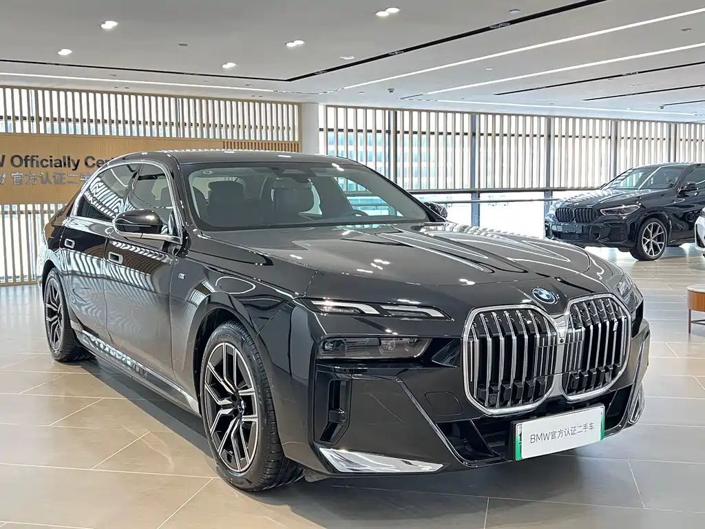 BMW i7 — миниатюра 3