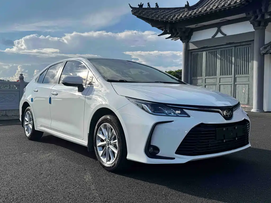 Toyota Corolla — миниатюра 3