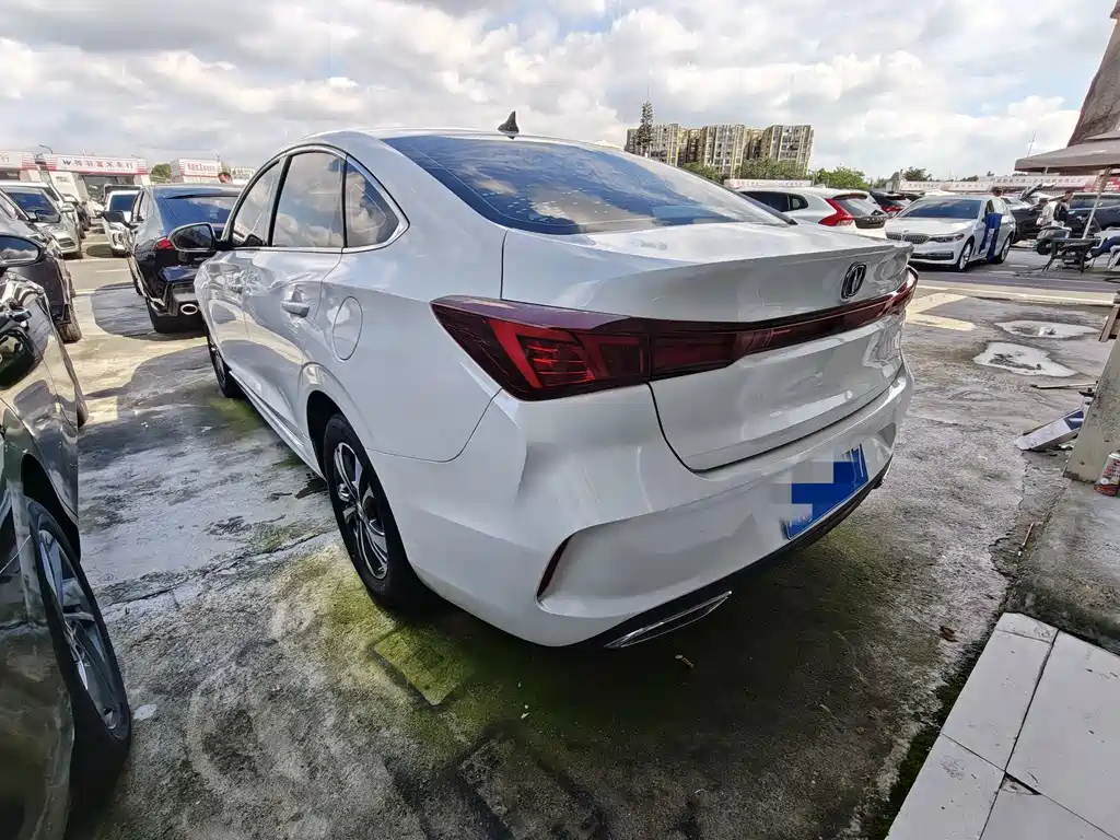 Changan Eado — миниатюра 14