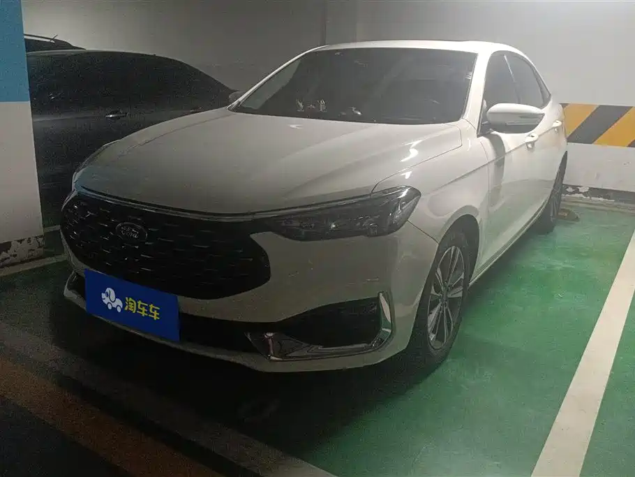 Ford Escort 2021