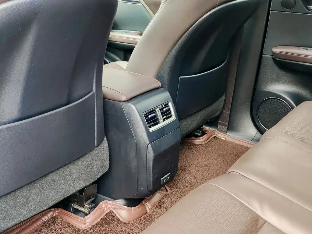Lexus RX — миниатюра 9