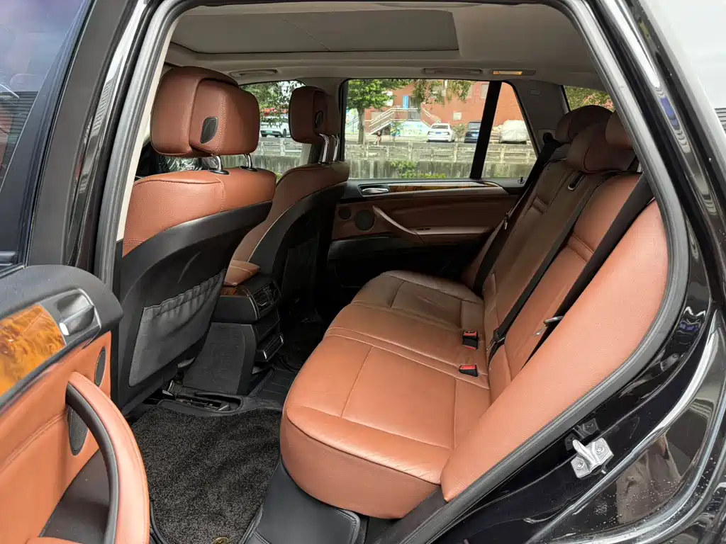 BMW X5 (Import) — миниатюра 17