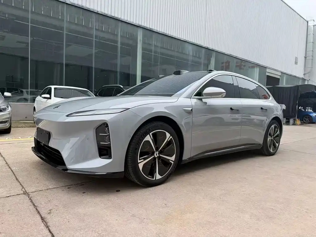 NIO ET5T — миниатюра 2