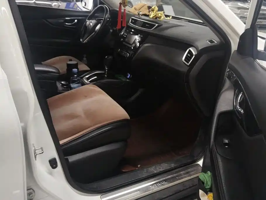 Nissan X-Trail — миниатюра 8