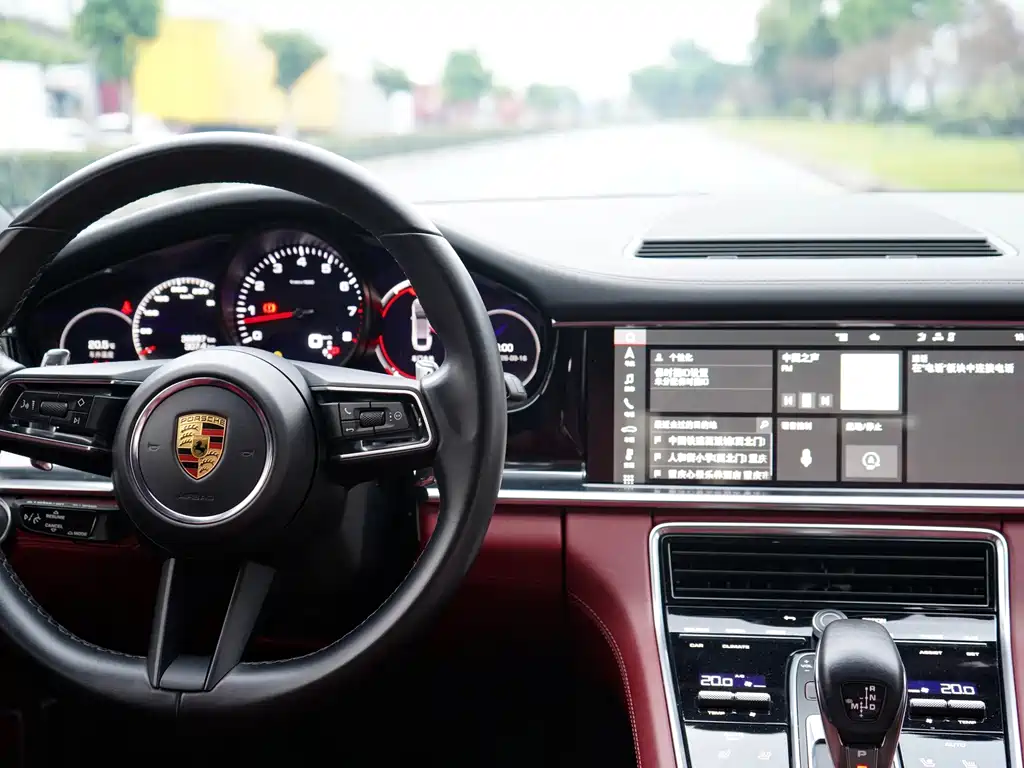 Porsche Panamera — миниатюра 15