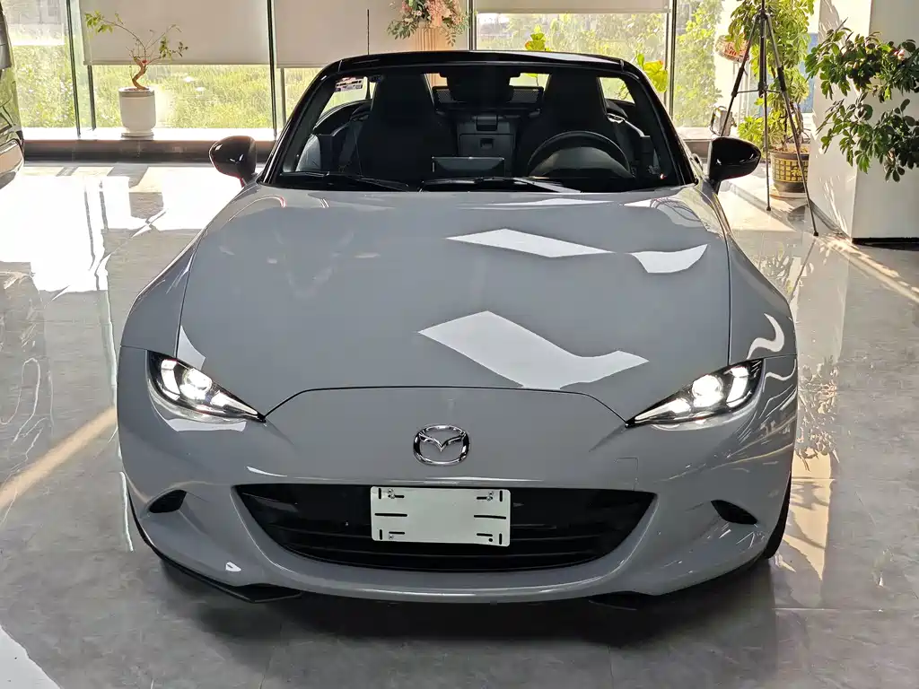 Mazda MX-5 — миниатюра 2