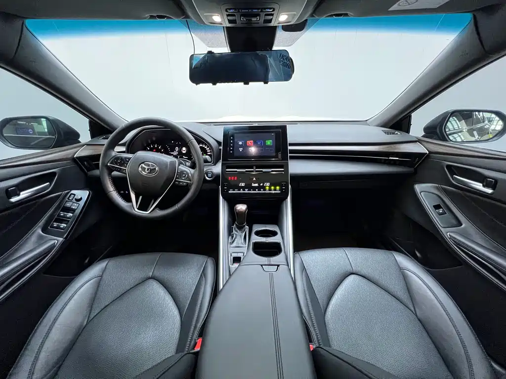 Toyota Avalon — миниатюра 6
