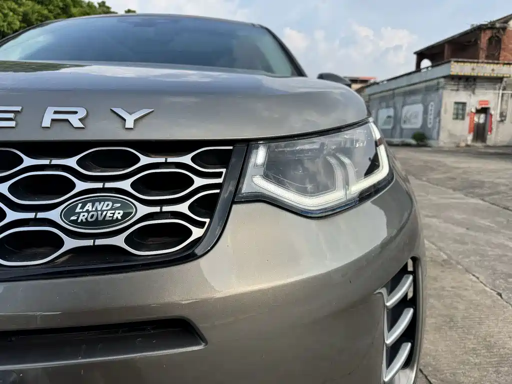 Land Rover Discovery Sport — миниатюра 4