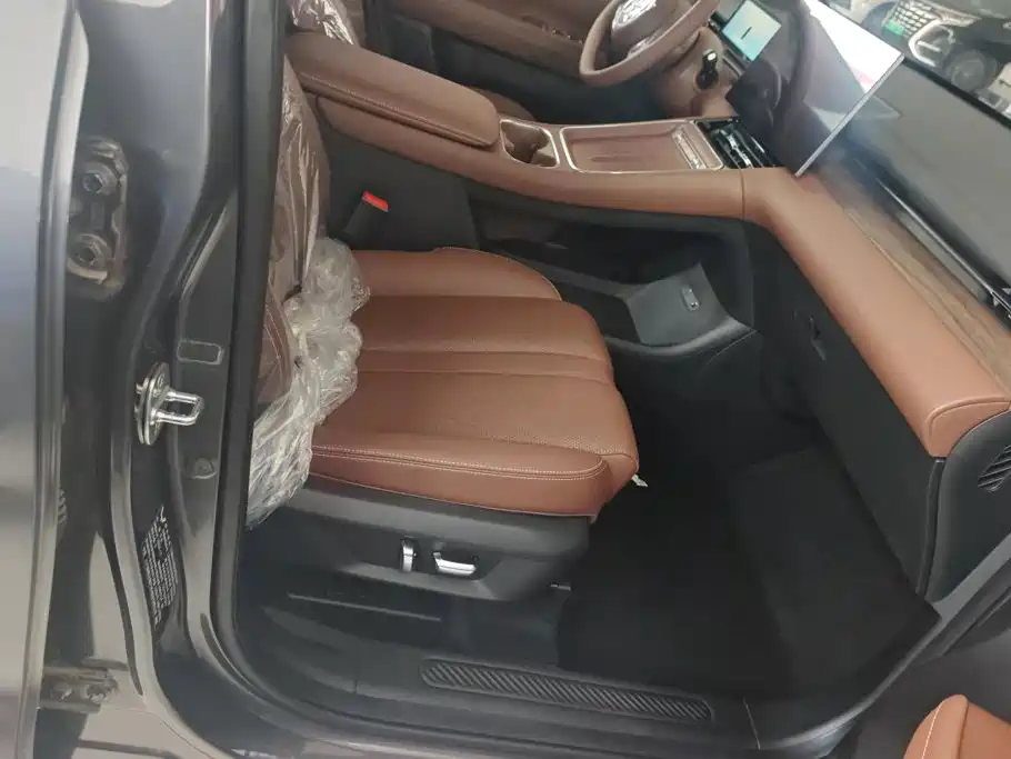 Wuling Xingguang S — миниатюра 8