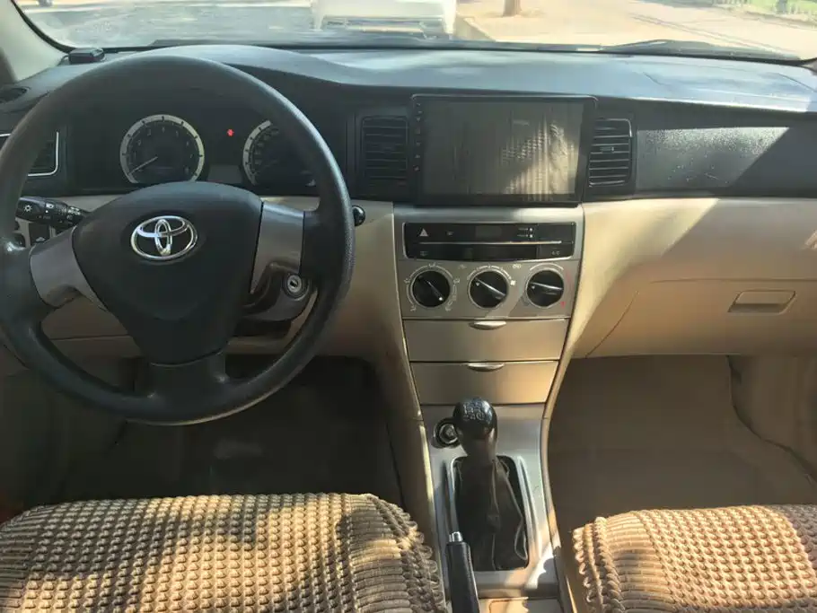 Toyota Corolla — миниатюра 12