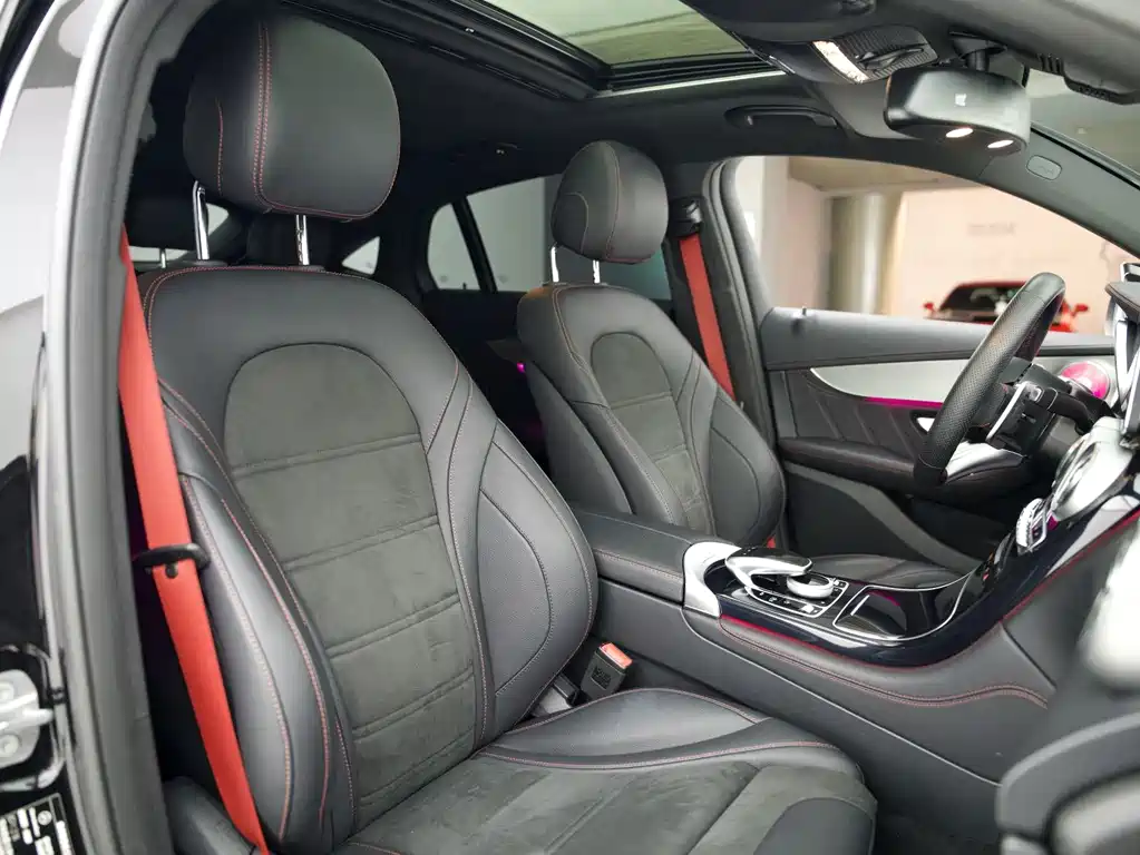 Mercedes-Benz GLC Coupe AMG — миниатюра 10