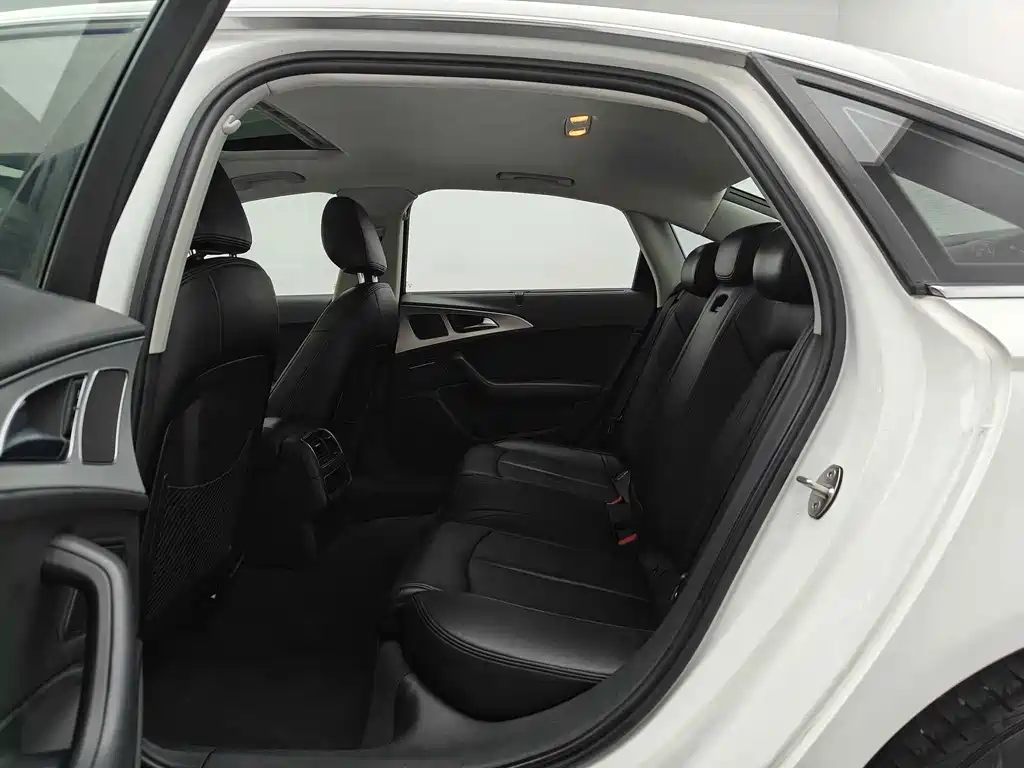 Audi A6L — миниатюра 11