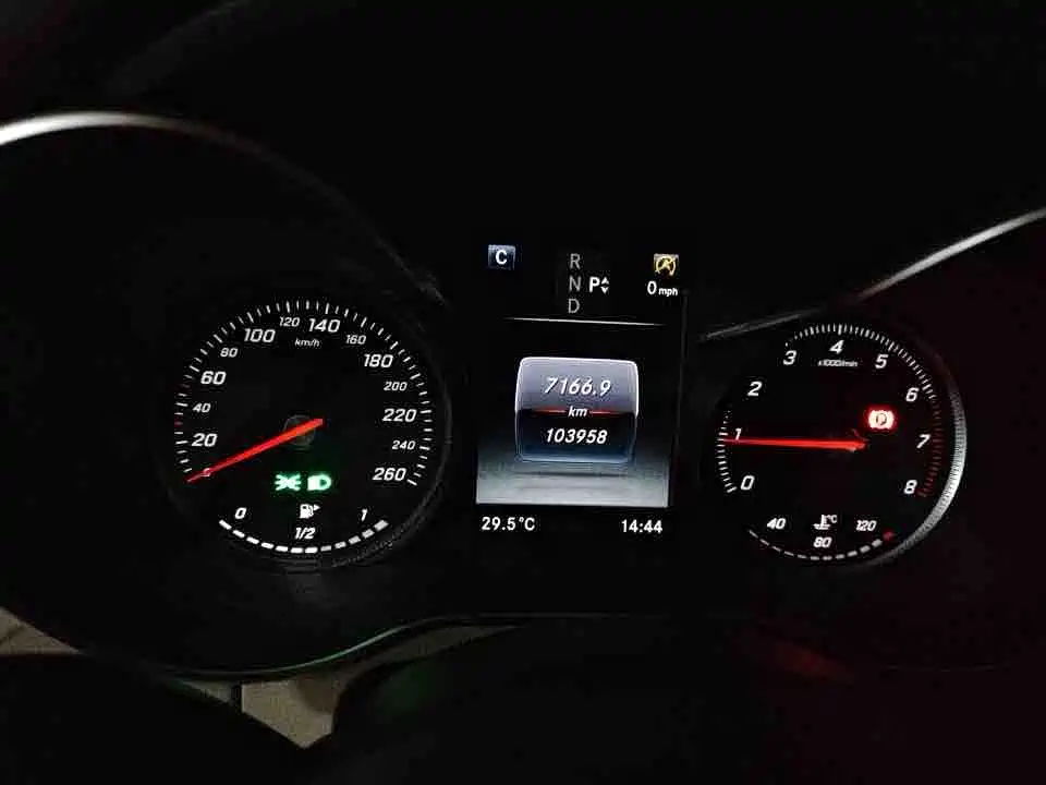 Mercedes-Benz C-Class — миниатюра 10