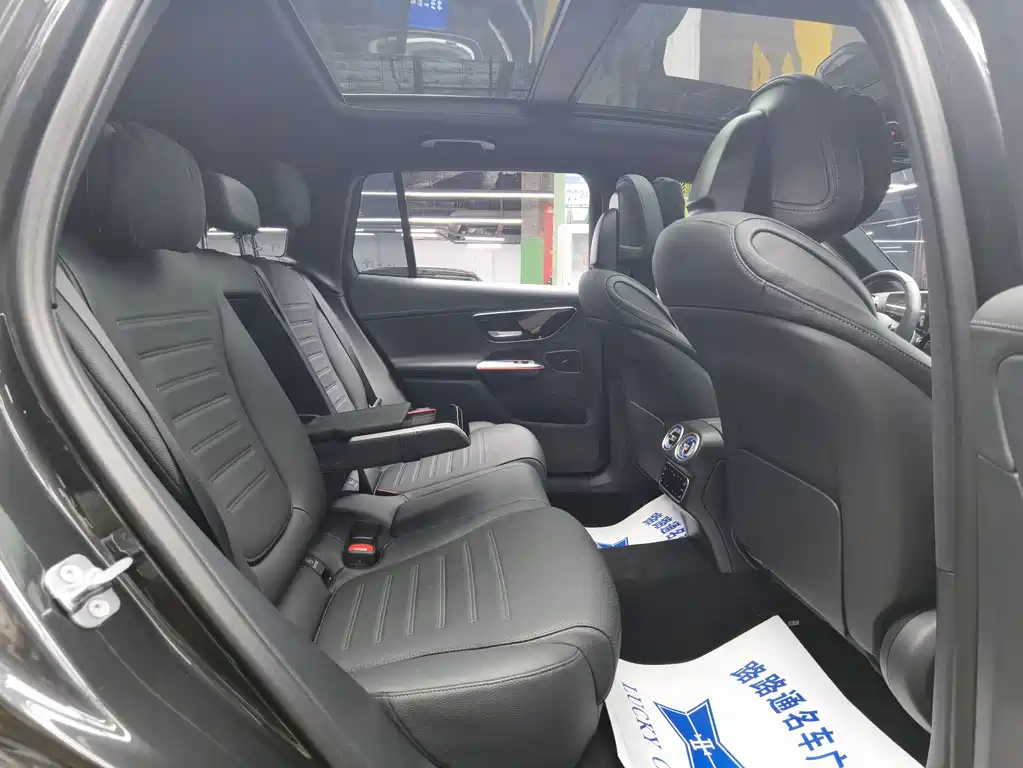 Mercedes-Benz GLC — миниатюра 9