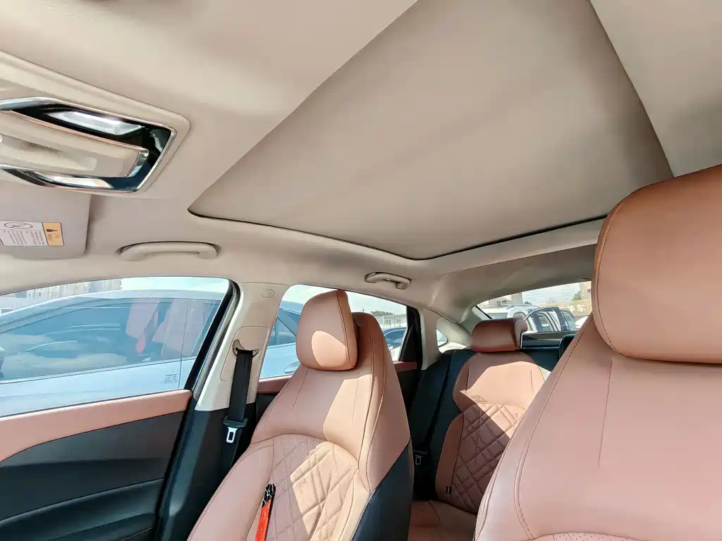 Changan Eado — миниатюра 7