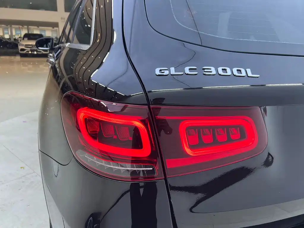 Mercedes-Benz GLC — миниатюра 7