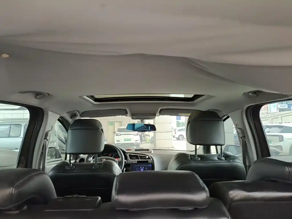 Peugeot 3008 — миниатюра 18