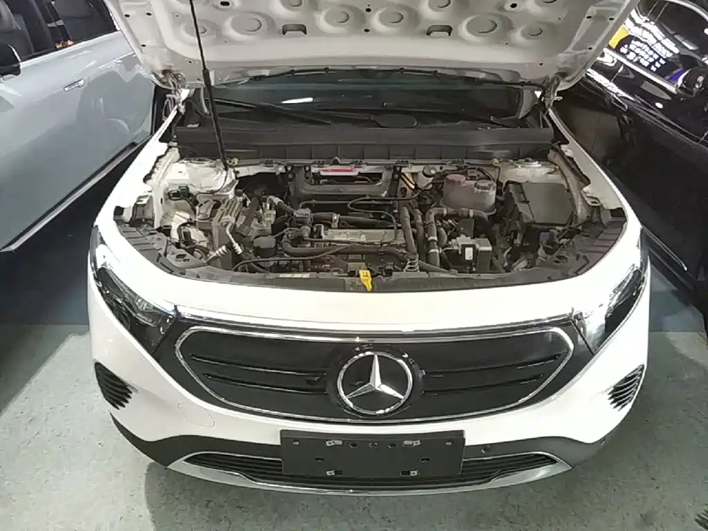 Mercedes-Benz EQB — миниатюра 20