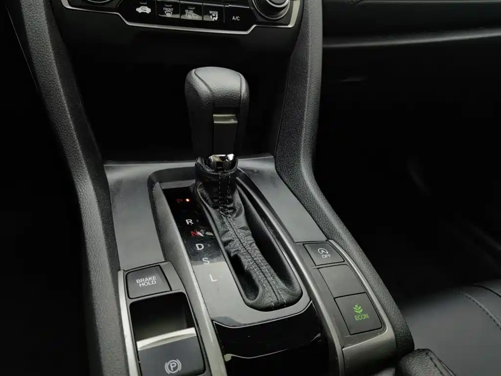 Honda Civic — миниатюра 13
