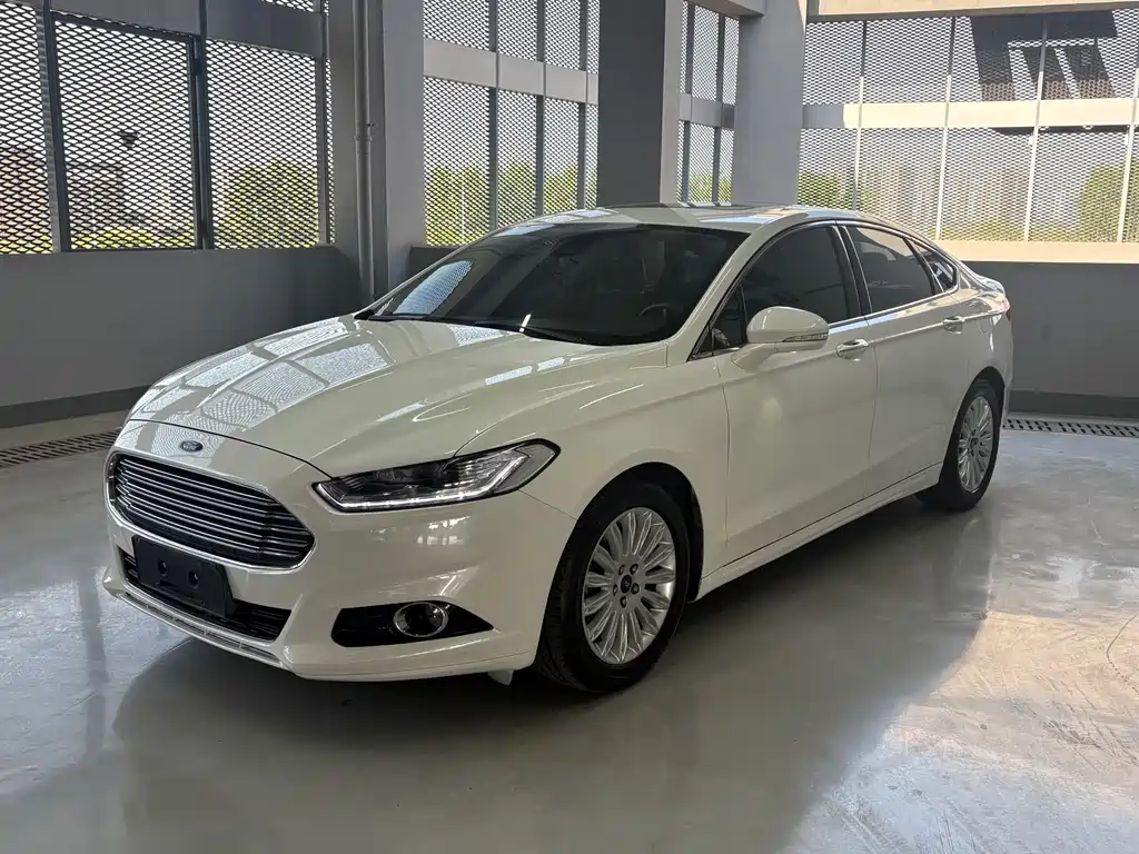 Ford Mondeo 2015