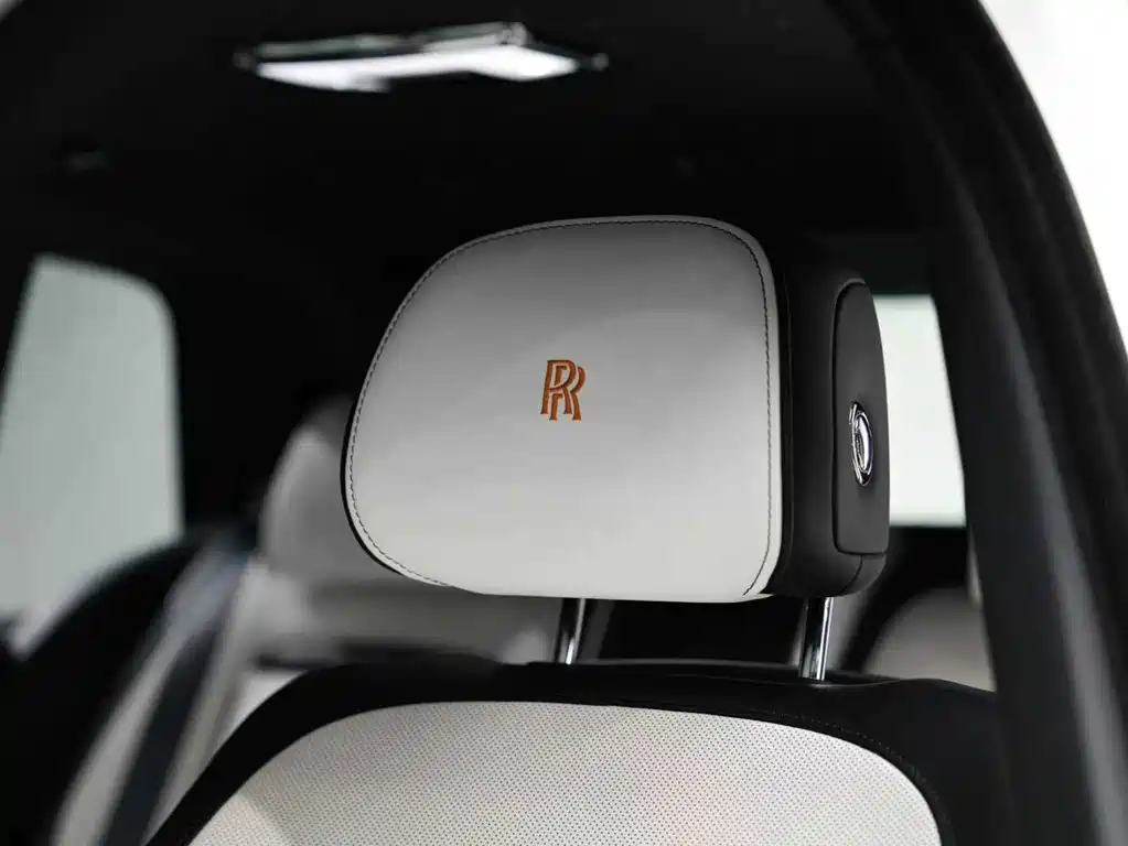 Rolls-Royce Cullinan — миниатюра 27