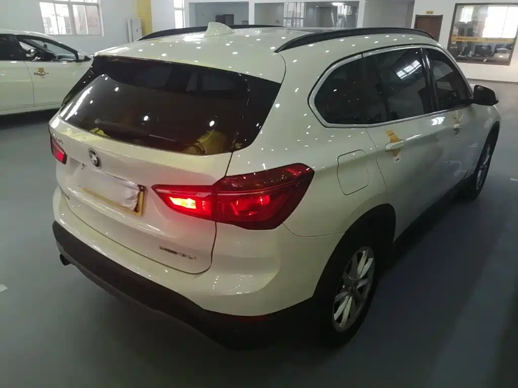 BMW X1 — миниатюра 7