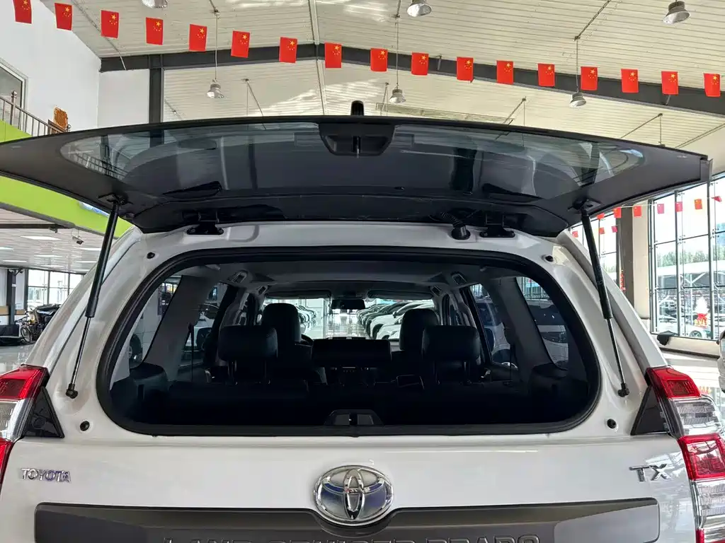 Toyota Prado — миниатюра 17