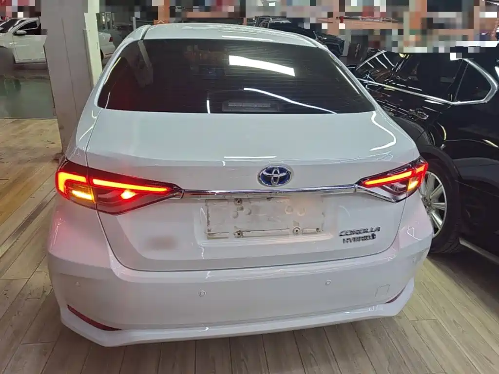 Toyota Corolla — миниатюра 6