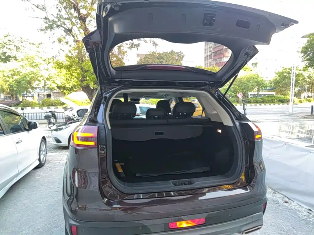 Geely Boyue — миниатюра 19