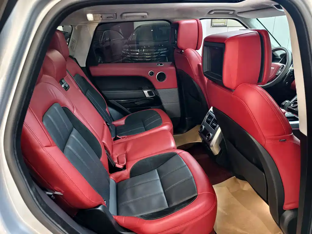 Land Rover Sport — миниатюра 7