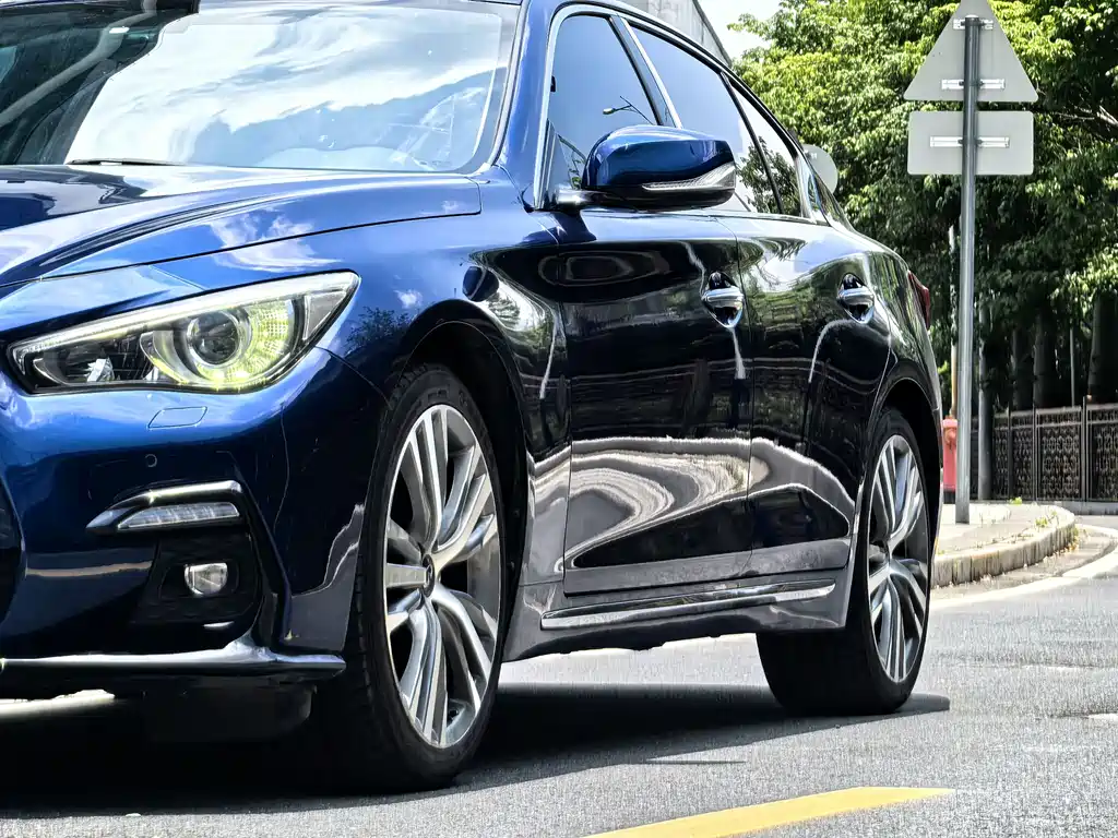 Infiniti Q50L 2018 2.0T Sport VI