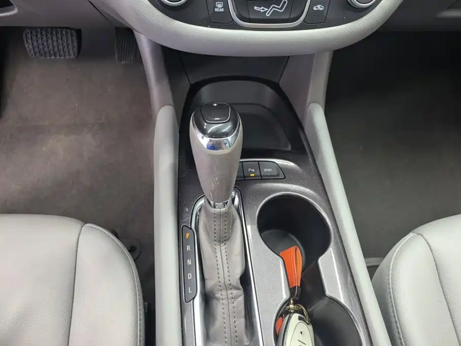 Chevrolet Malibu XL — миниатюра 16