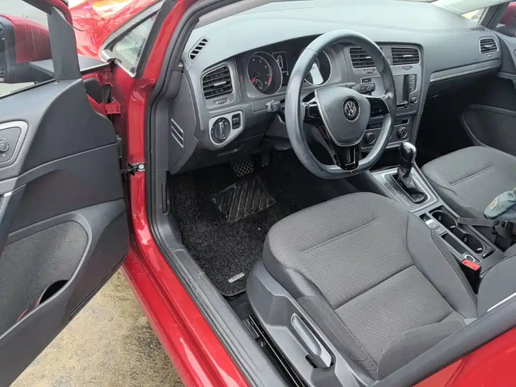 Volkswagen Golf — миниатюра 16
