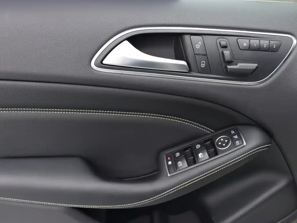 Mercedes-Benz B-Class — миниатюра 11