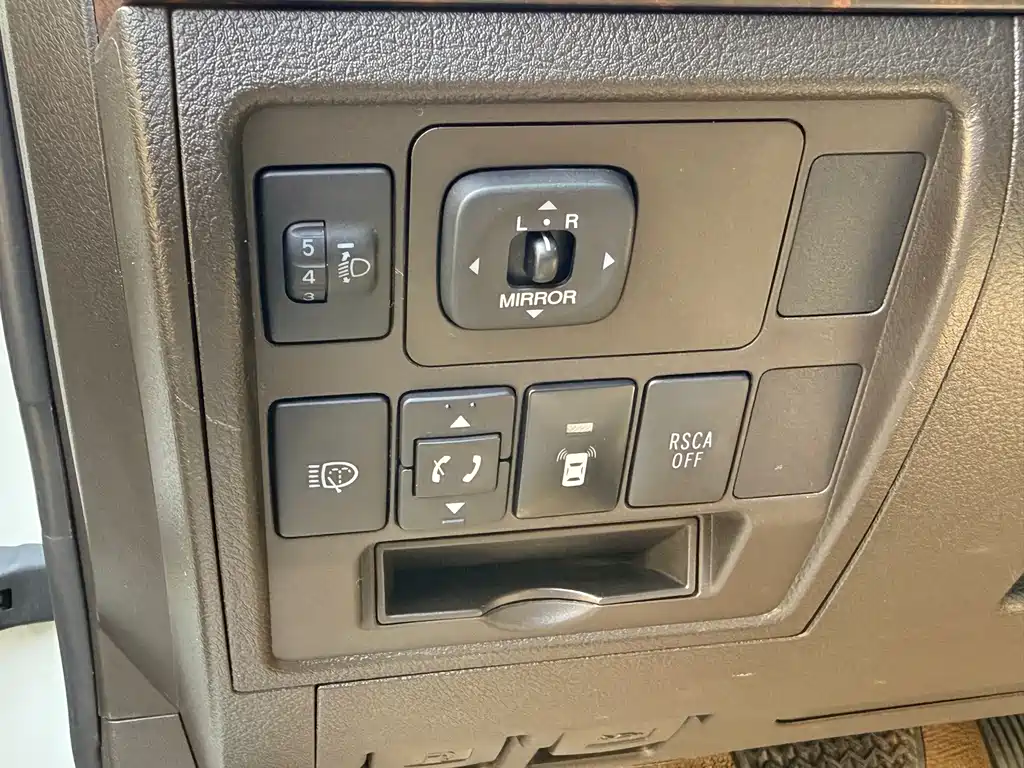 Toyota Land Cruiser — миниатюра 14