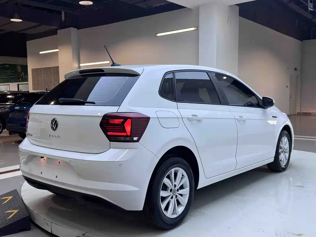 Volkswagen Polo 2021 Plus 1.5L AT