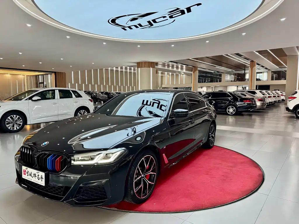 BMW 5 Series 2023