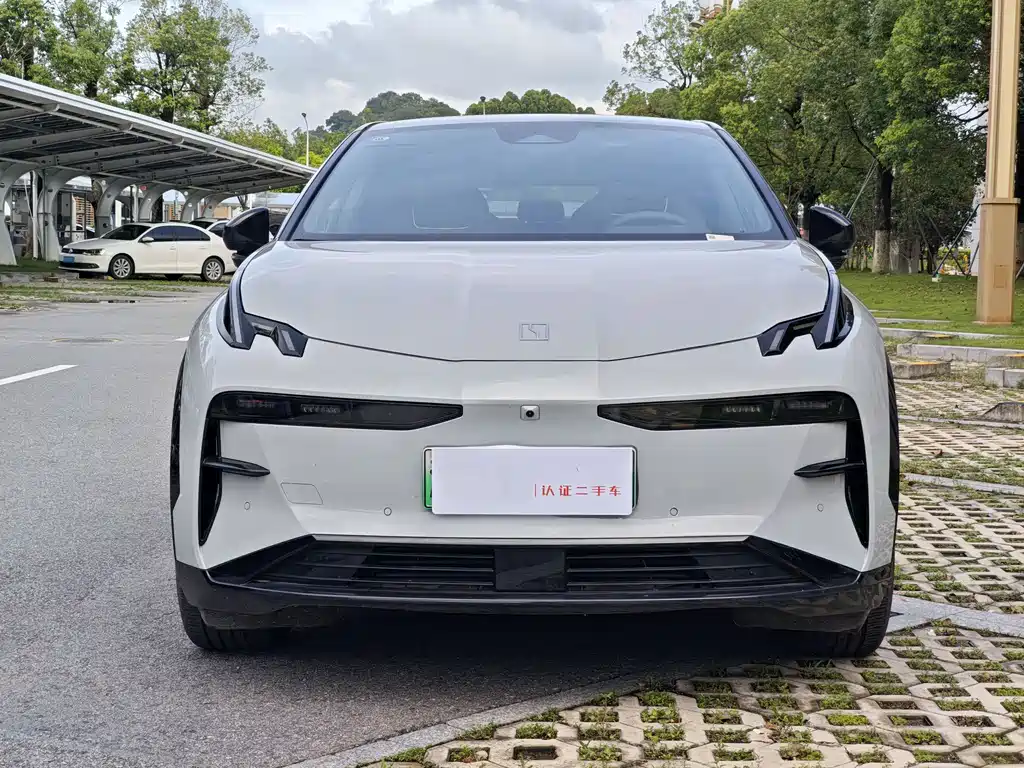 Zeekr X 2025 мест
