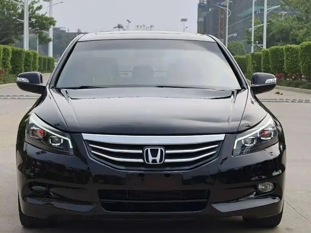 Honda Accord — миниатюра 2